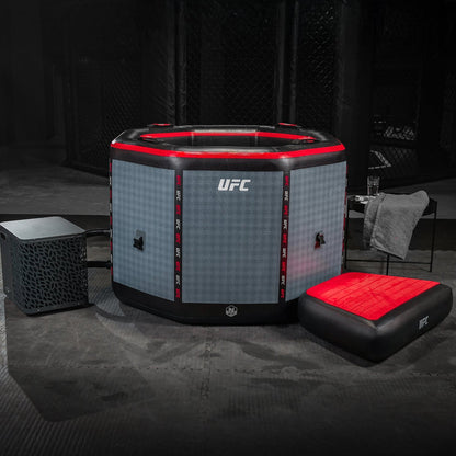 UFC PREMIUM EISBAD (OCTAGON)